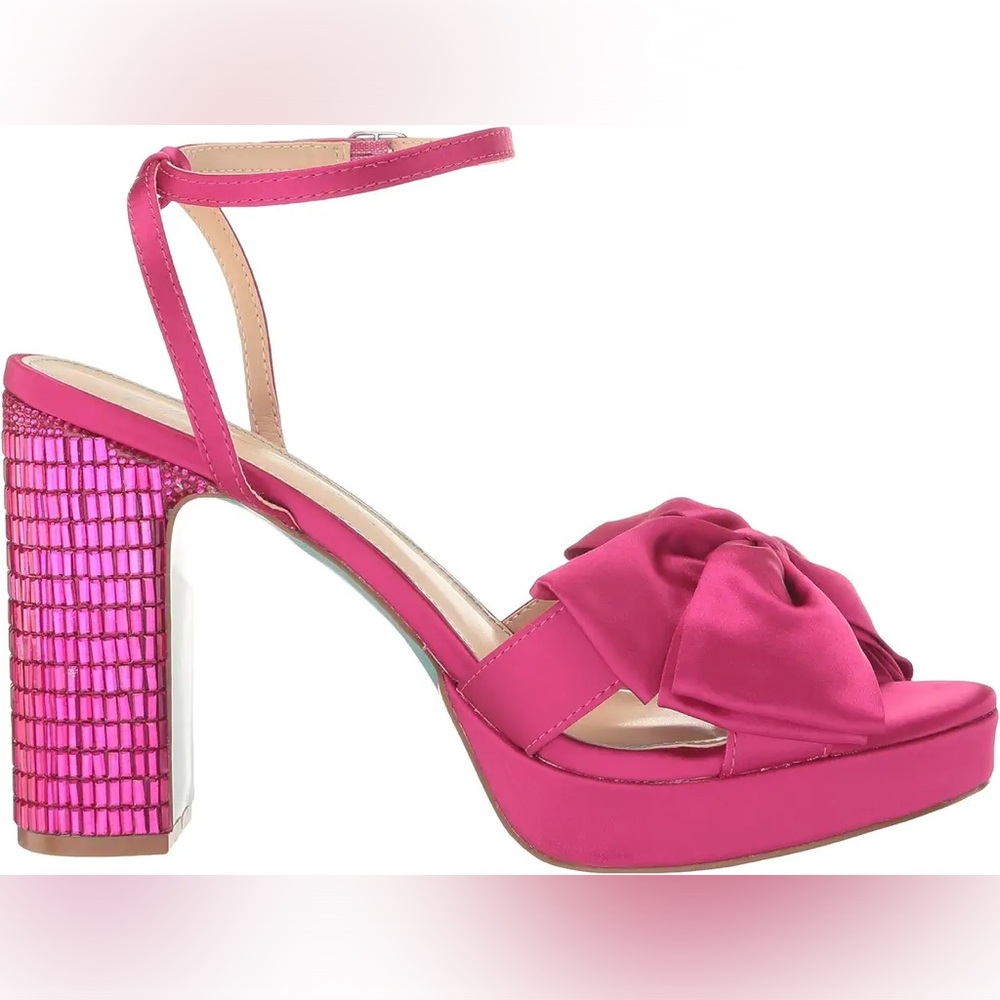 Betsy Johnson Fuchia Maddy 4” platform heels